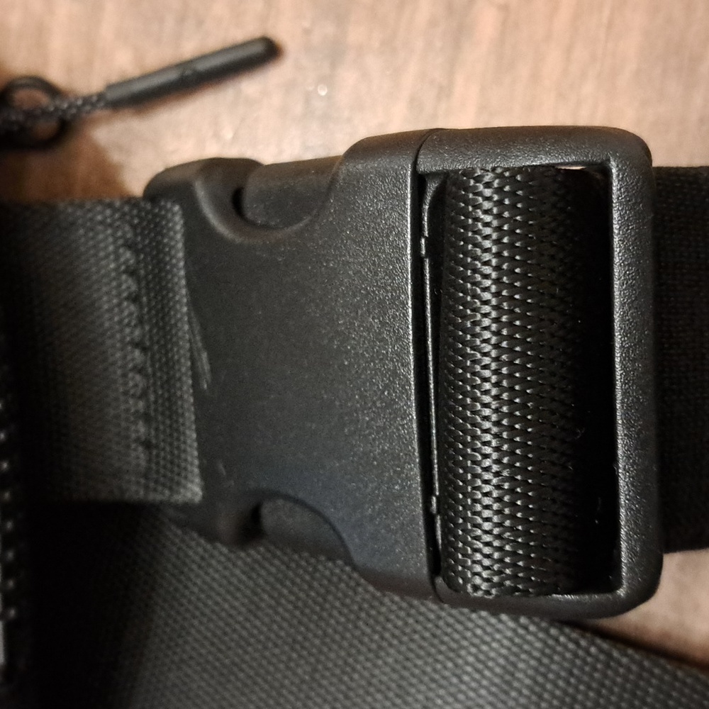 Lululemon Athletica Black Bag - Picture 6 of 10